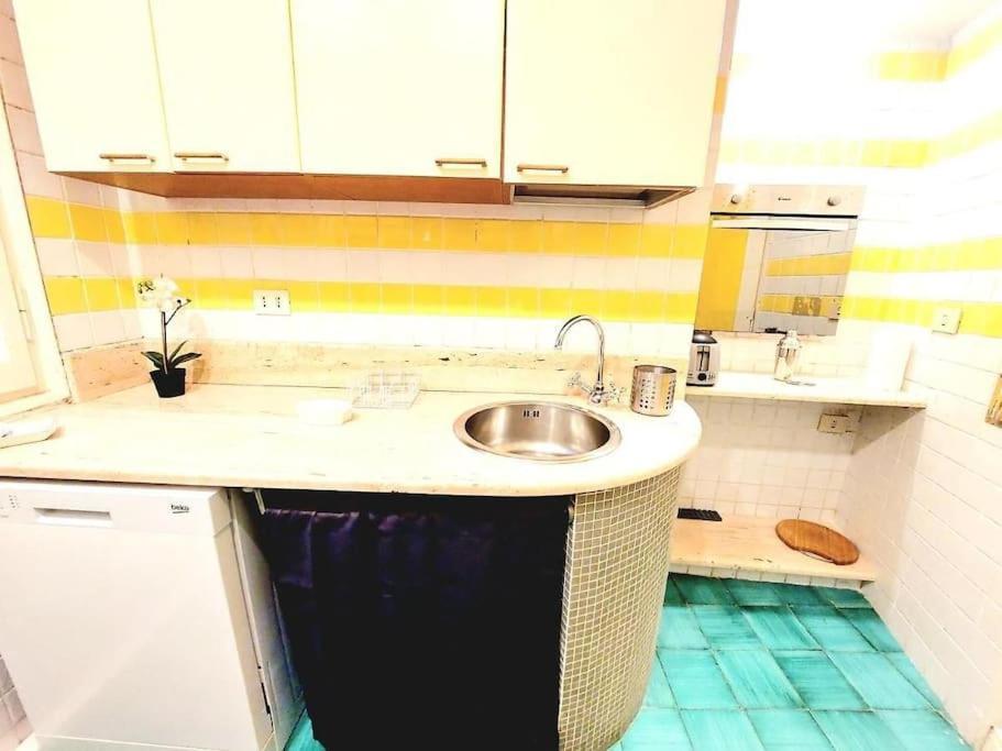 Al Ghetto Da Vanity Apartment Рим Екстериор снимка